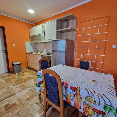 Pool Apartments Knezevic نوفاليا المظهر الخارجي الصورة