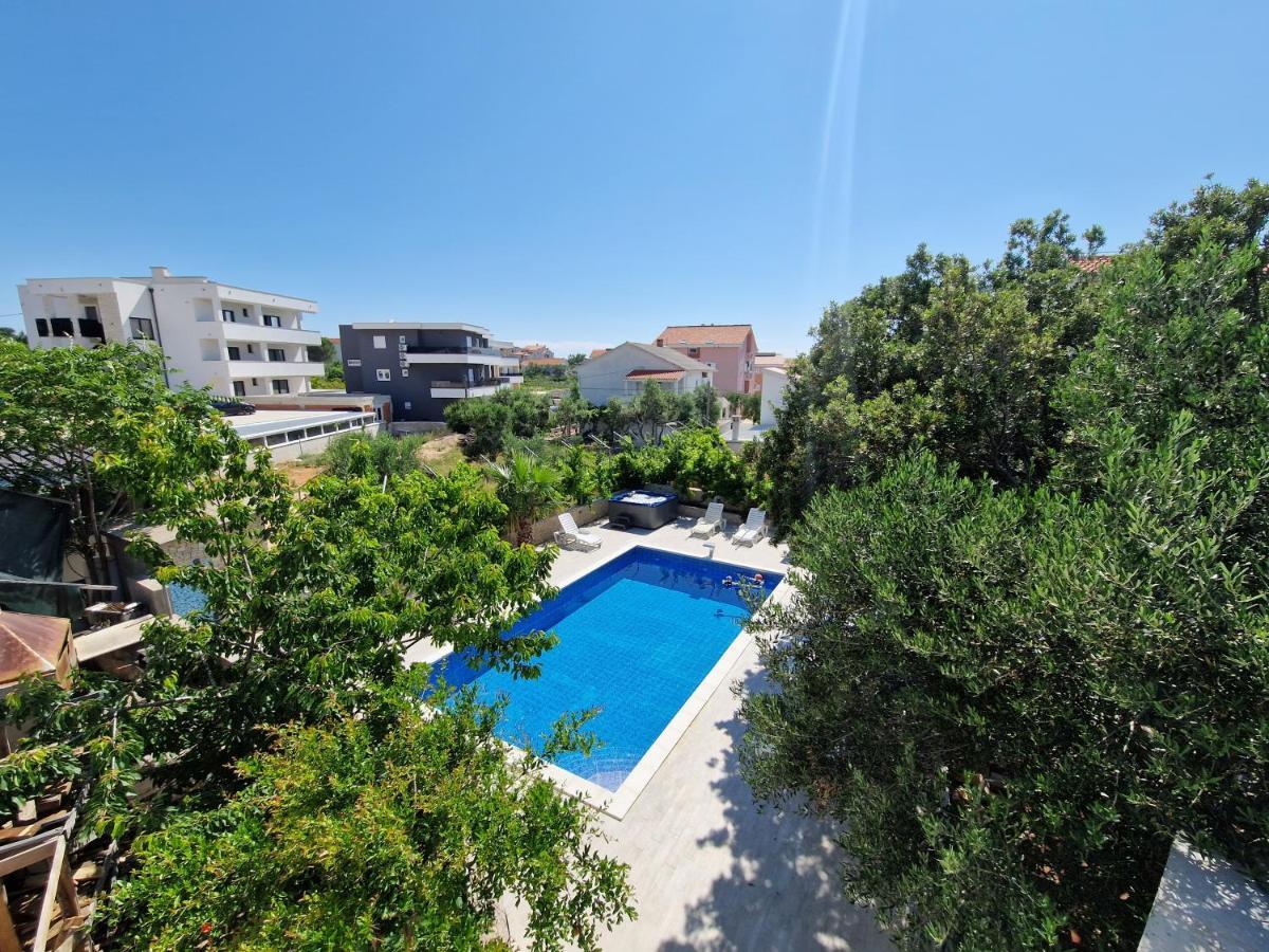 Pool Apartments Knezevic نوفاليا المظهر الخارجي الصورة