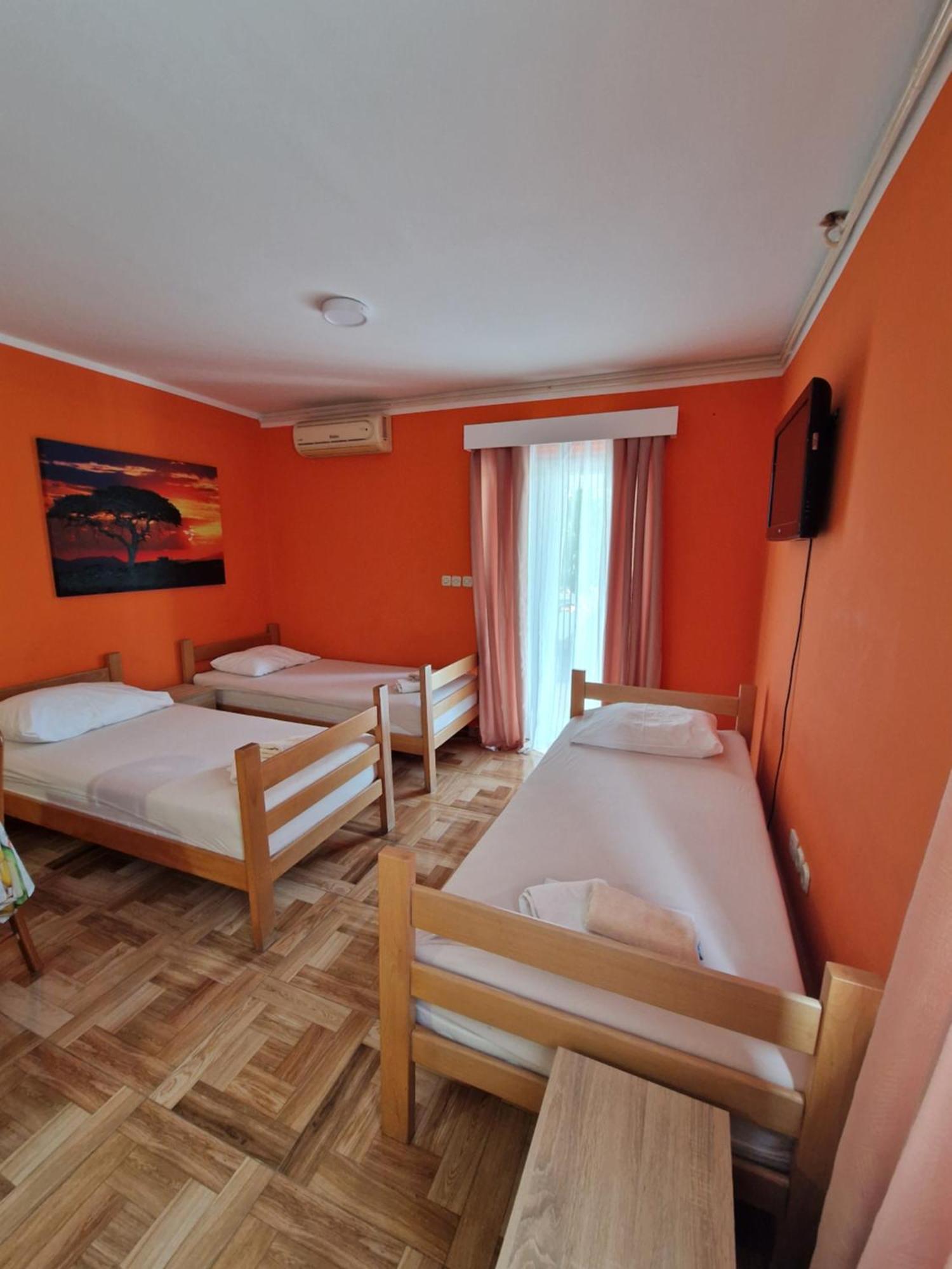 Pool Apartments Knezevic نوفاليا المظهر الخارجي الصورة